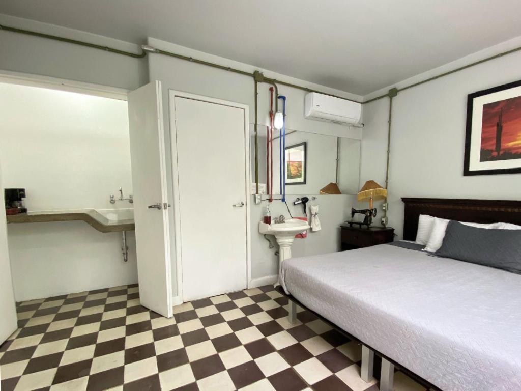 Vl Hotel Boutique Consulado Chapu グアダラハラ エクステリア 写真